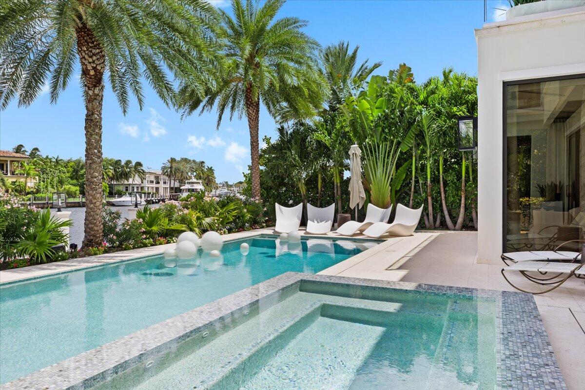 ISLA BAHIA - Residential