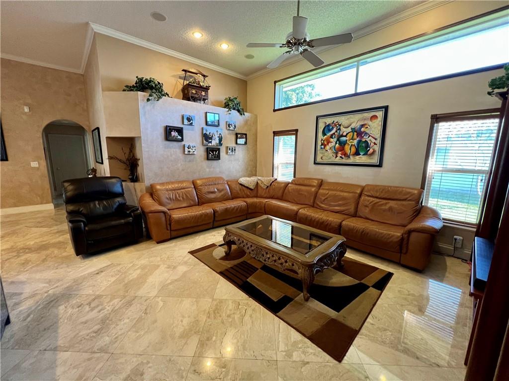 Kensington 146-39 B - Residential