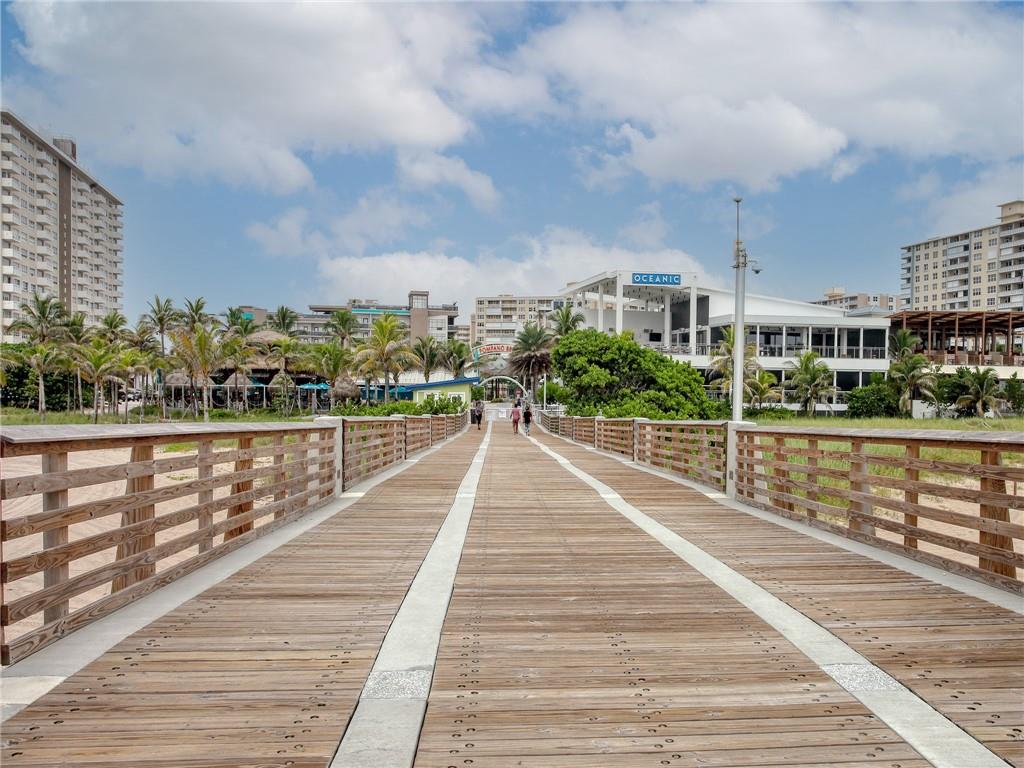 HARBOR HOUSE - Residential