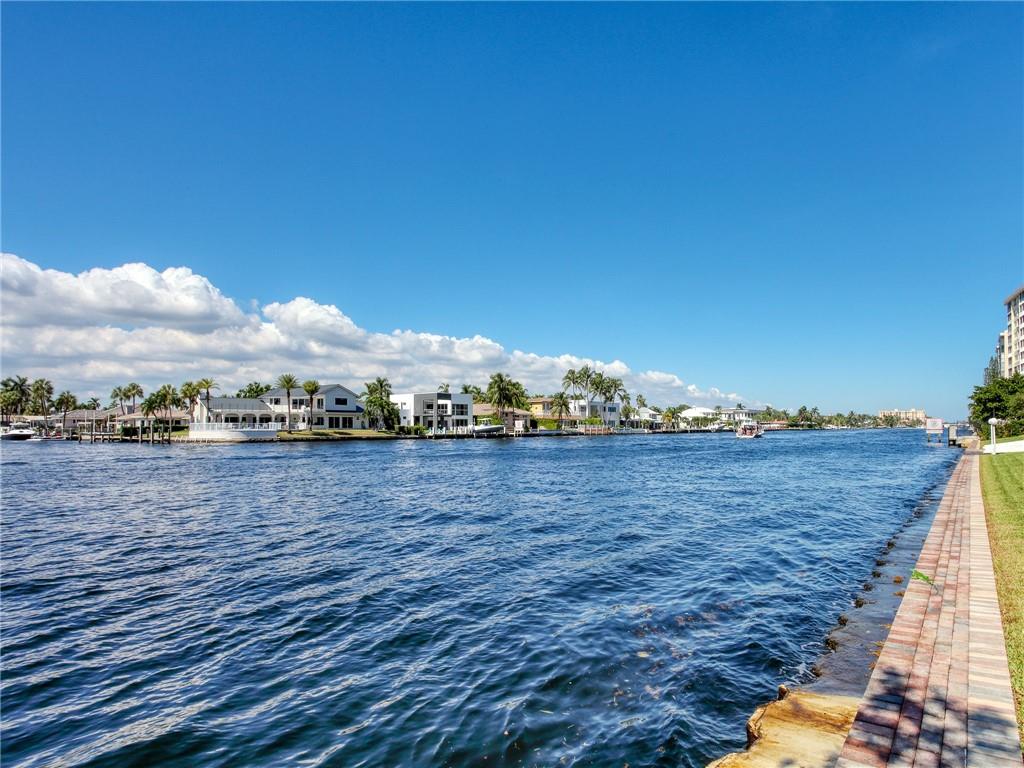 HARBOR HOUSE - Residential