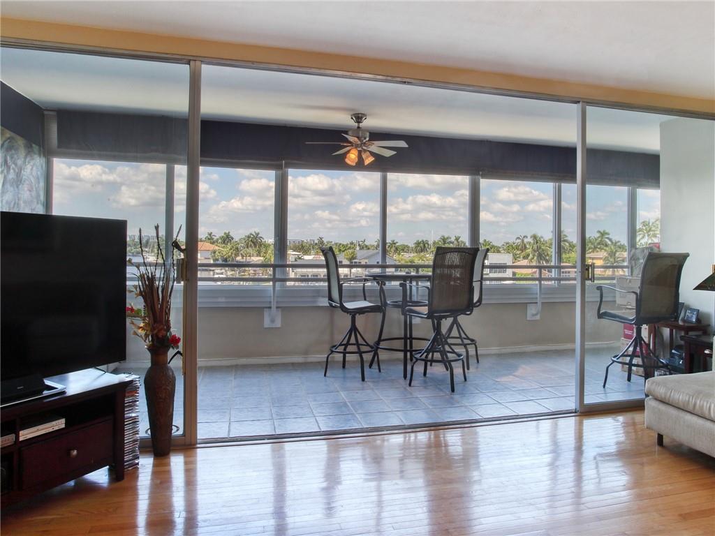 HARBOR HOUSE - Residential