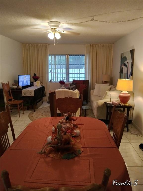 Back on Market. Buyer couldn't wait till end of lease. Investors, here's your chance to get a 1st floor unit with a built-in tenant for most of the first year. Normally 2 yr wait to rent. Fantastic hidden jem of a Condo complex right on bus route. Minutes to the beach, publix near by. Wilton Drive a mile away. Desirable unit. Just steps to the Tropical Courtyard with heated pool and clubhouse. Very friendly complex. Freshly painted Outside and in recently. Hallways upgraded. Coinless laundry just down the hall. Parking space very close to unit. Spacious rooms. Walk in closet, Very clean. Additional storage in building. Small pets allowed up to 20lbs.
