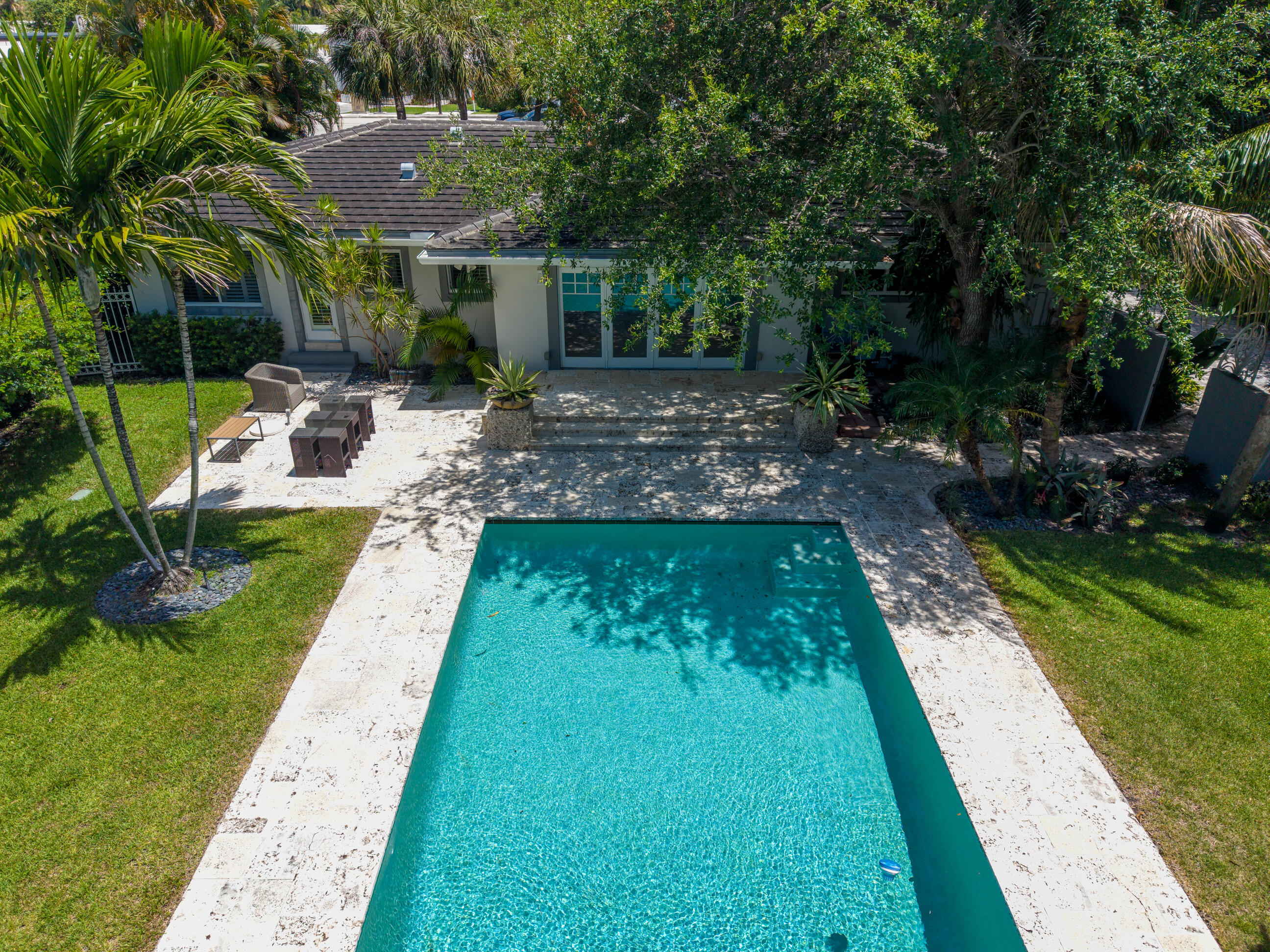 HARBOR BEACH - Residential Lease