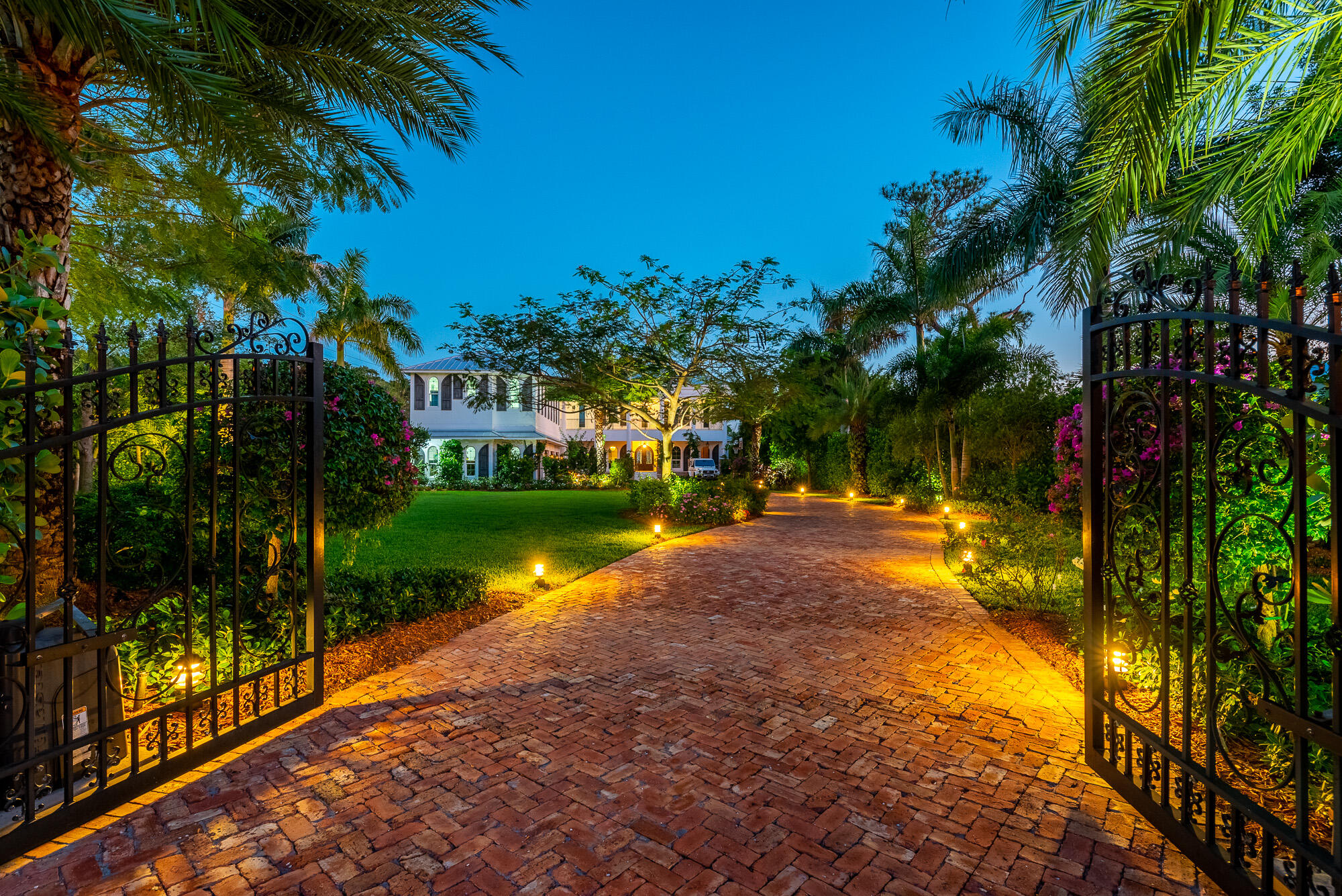 COCOANUT PARK SECTION 1 - Residential