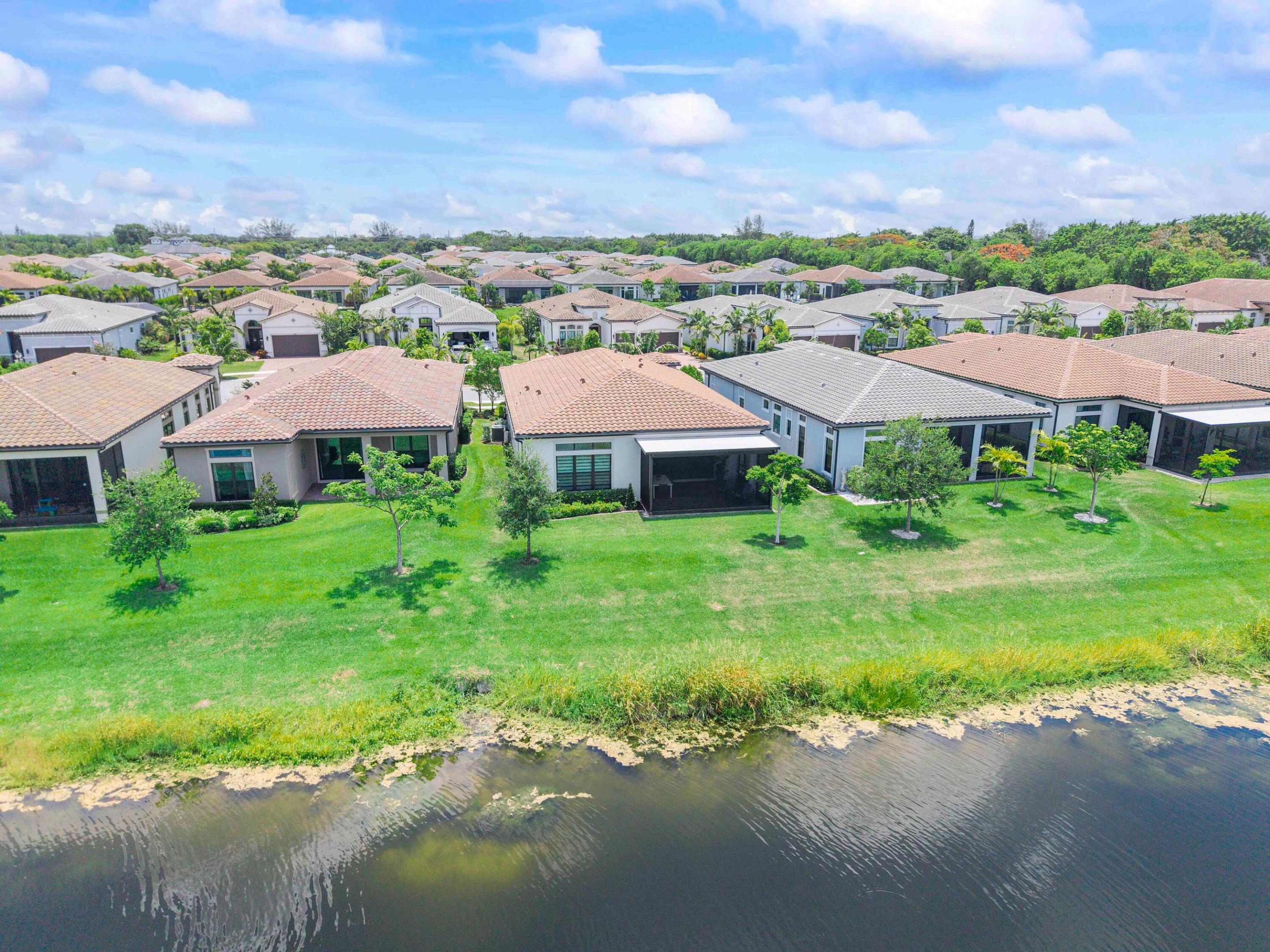 THE FALLS AT PARKLAND - Residential