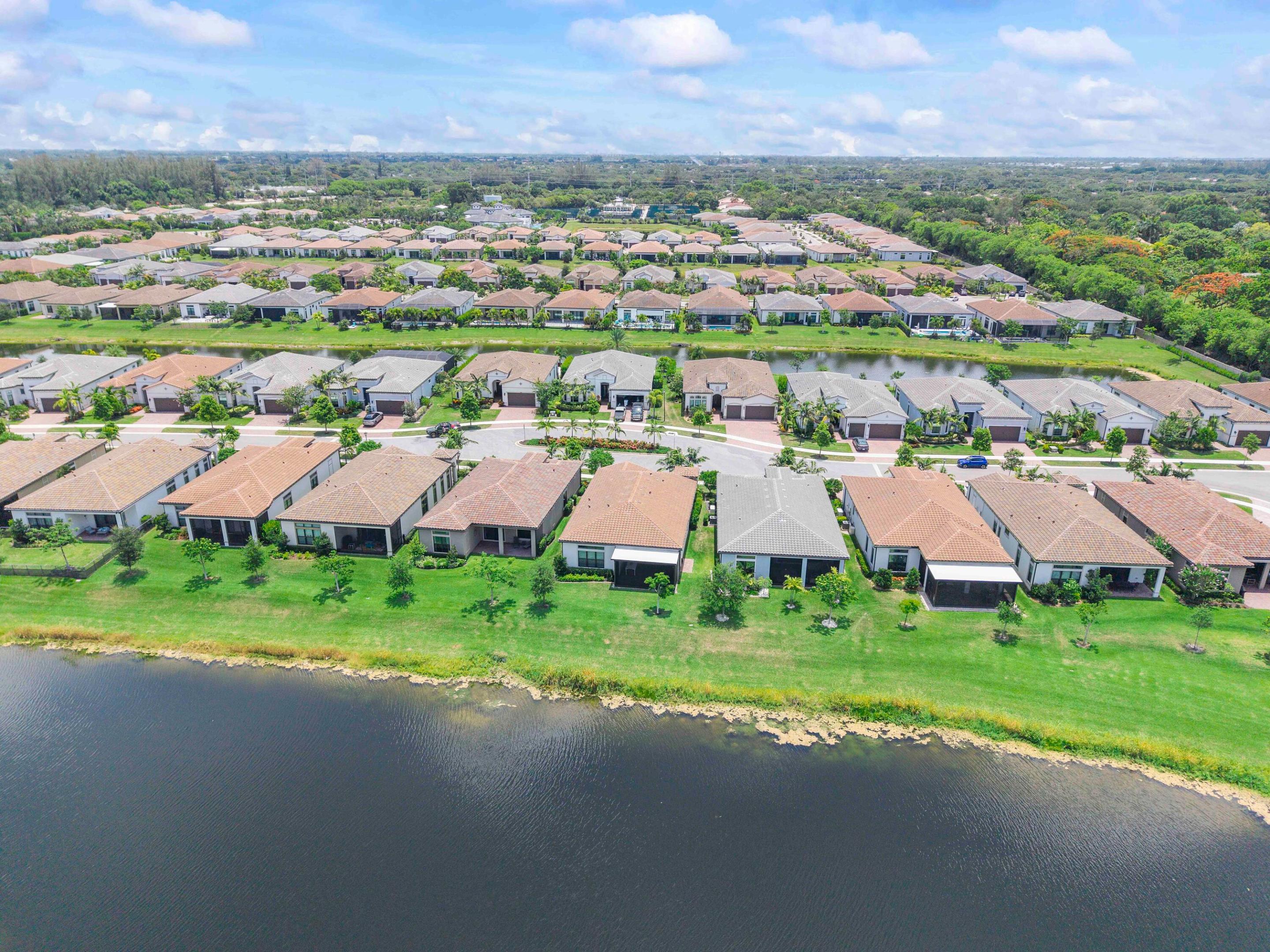 THE FALLS AT PARKLAND - Residential