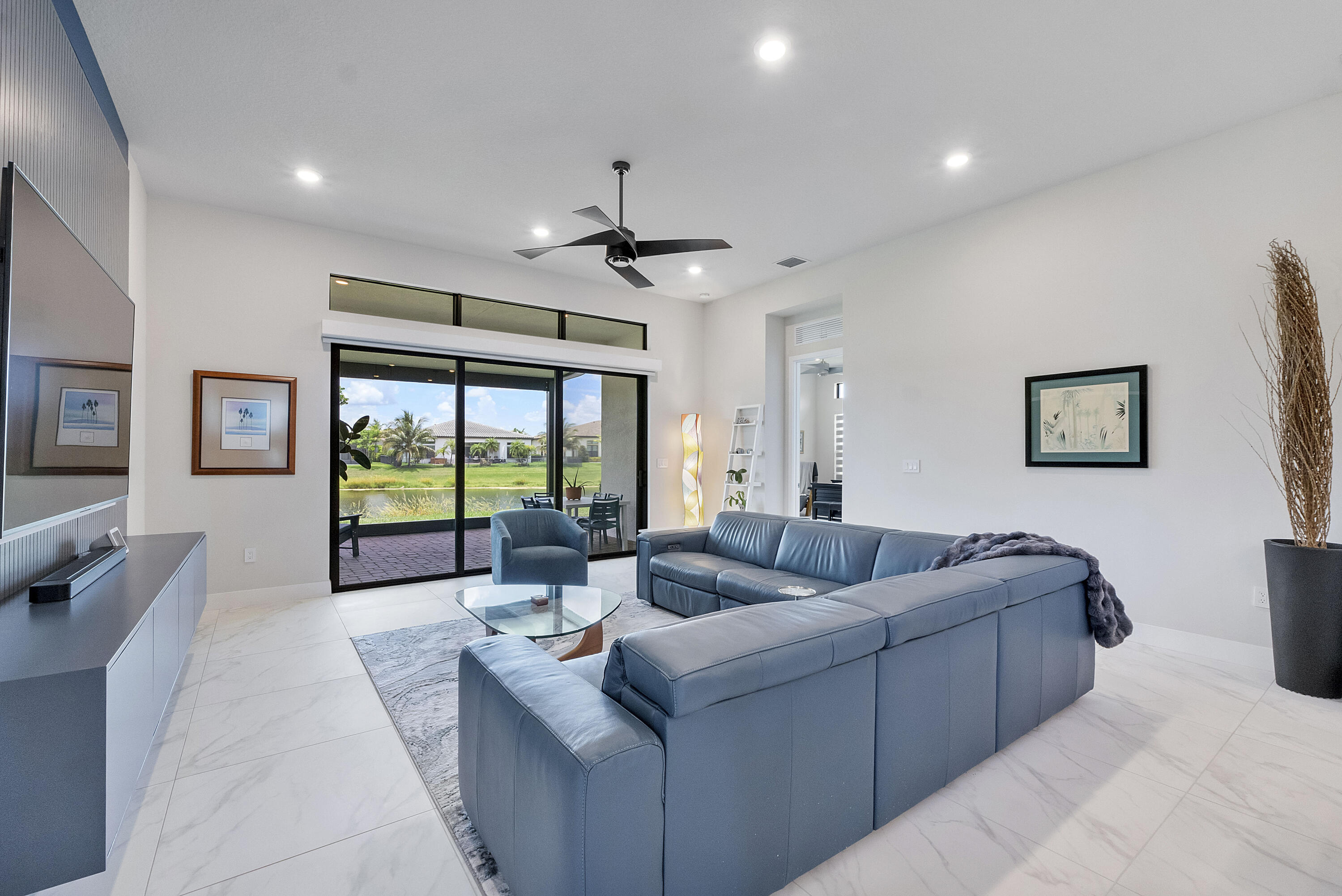 THE FALLS AT PARKLAND - Residential