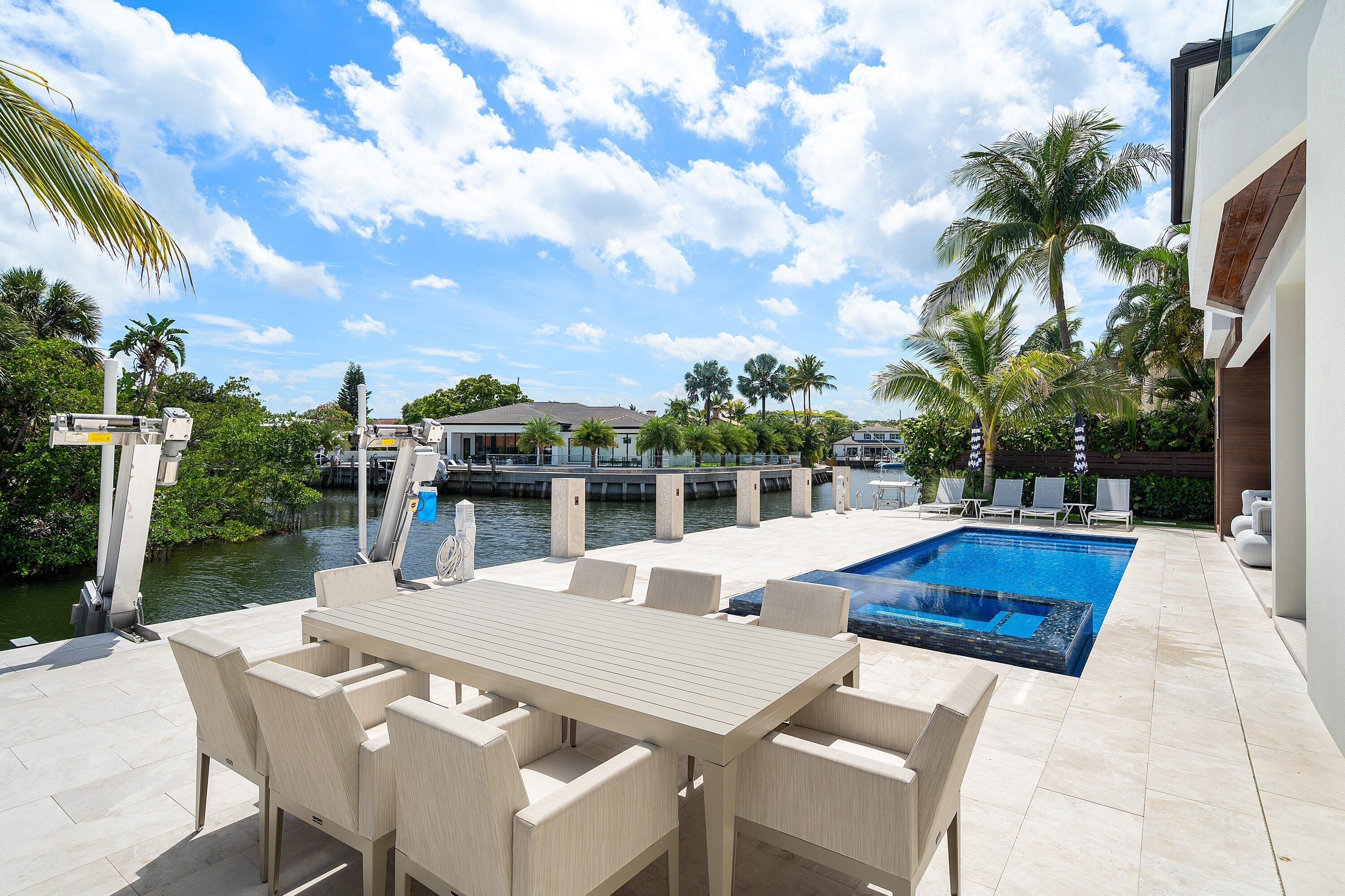 CARIBBEAN KEYS - Residential