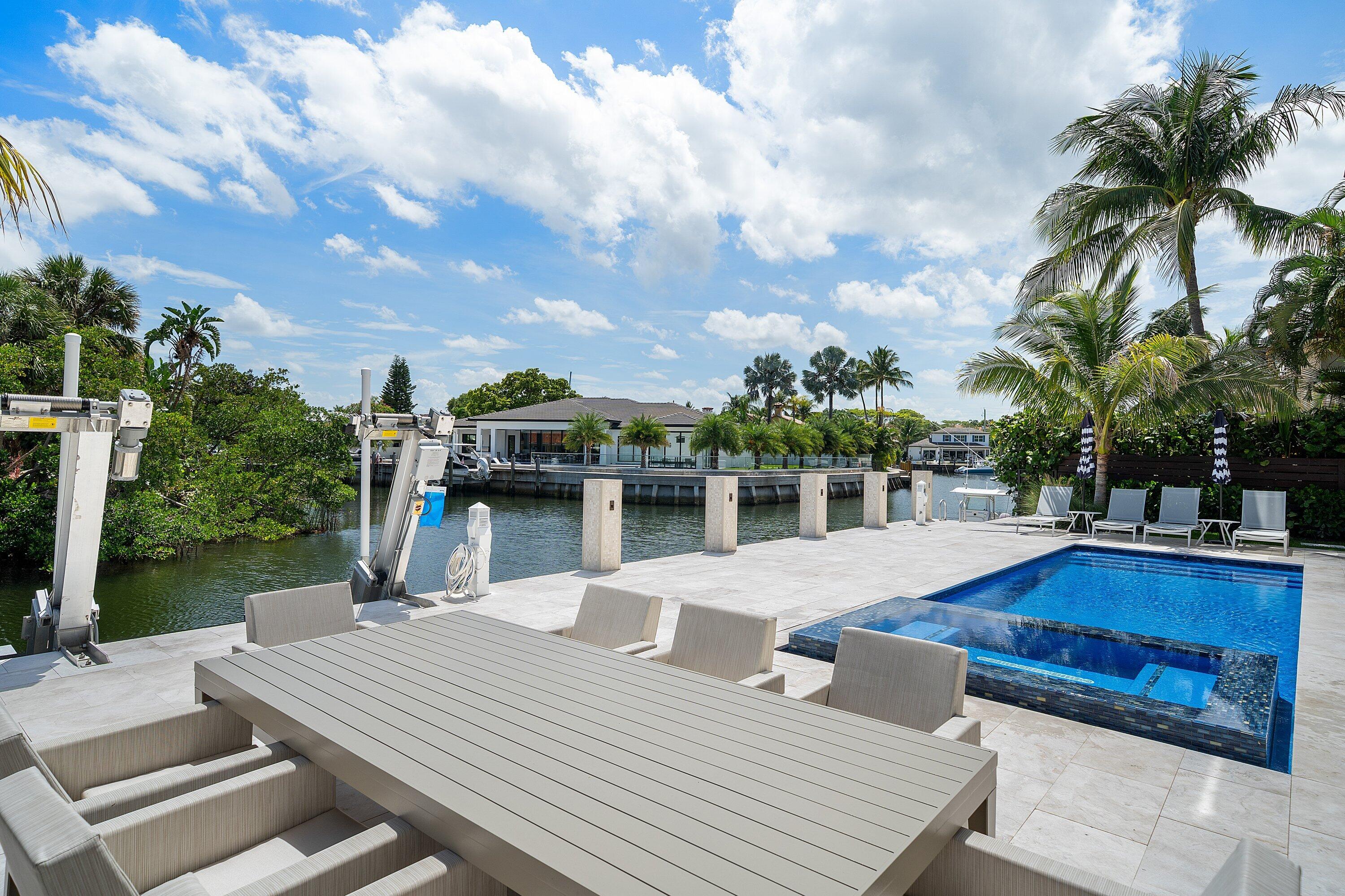 CARIBBEAN KEYS - Residential