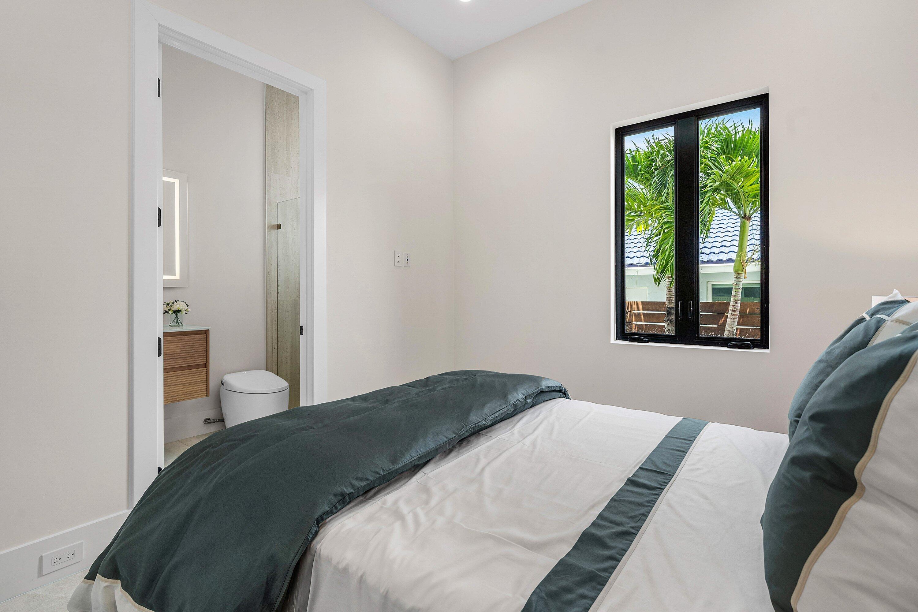 CARIBBEAN KEYS - Residential