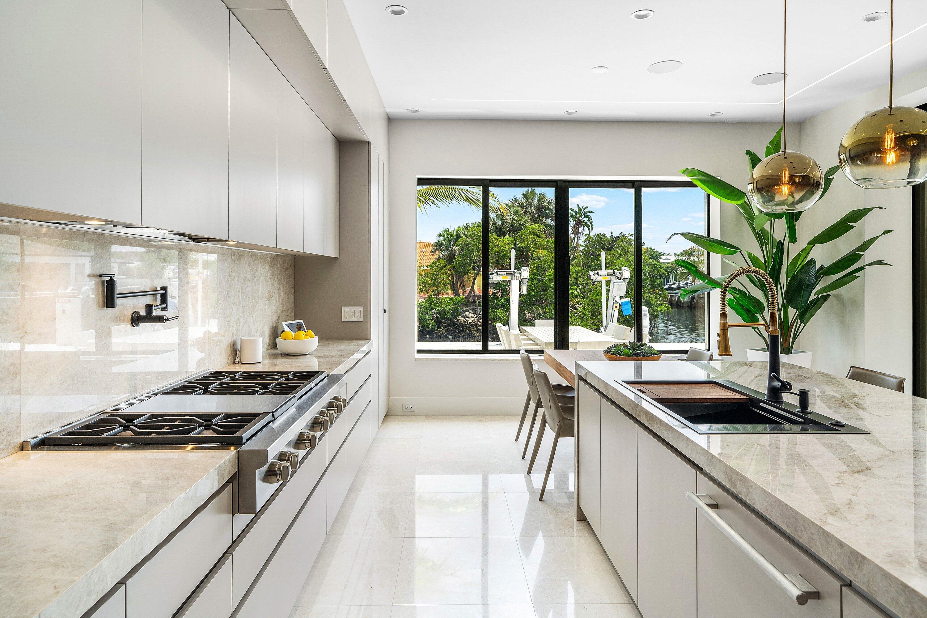 CARIBBEAN KEYS - Residential