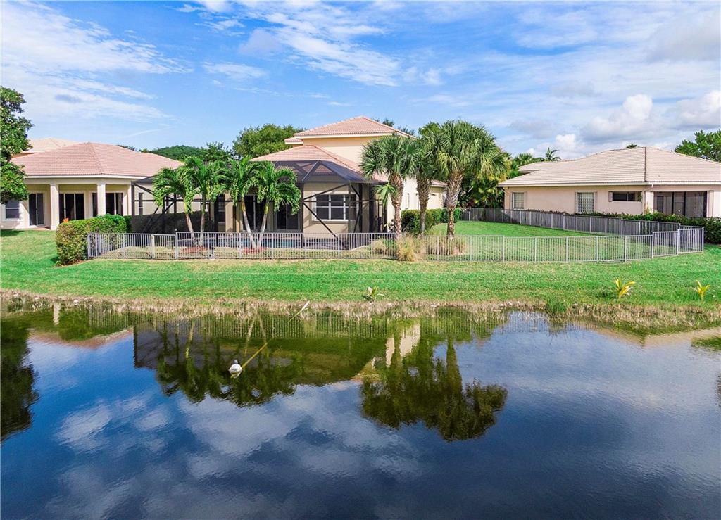 HERON BAY - HERON COVE - Residential