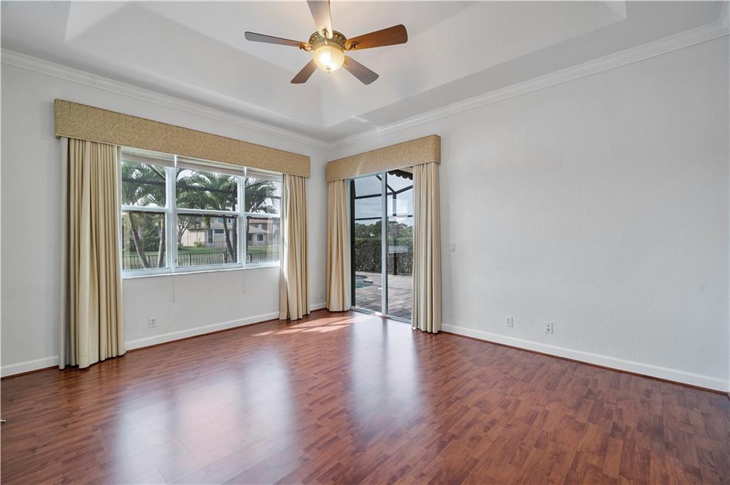 HERON BAY - HERON COVE - Residential