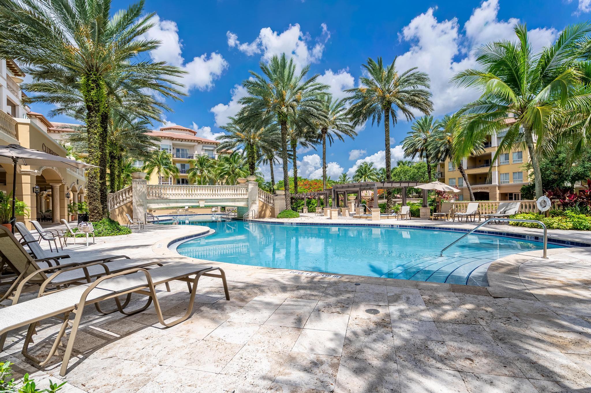 WESTON 55 PLUS CONDO - Residential