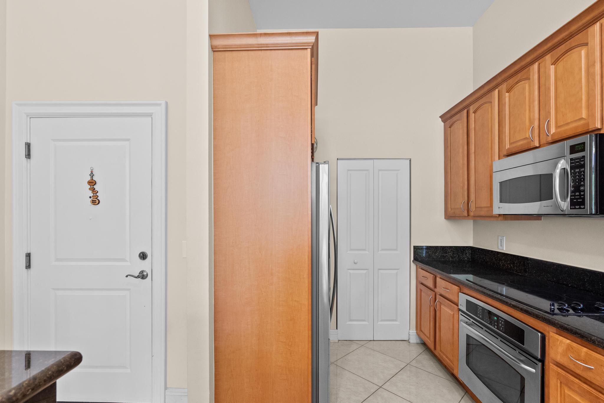 WESTON 55 PLUS CONDO - Residential