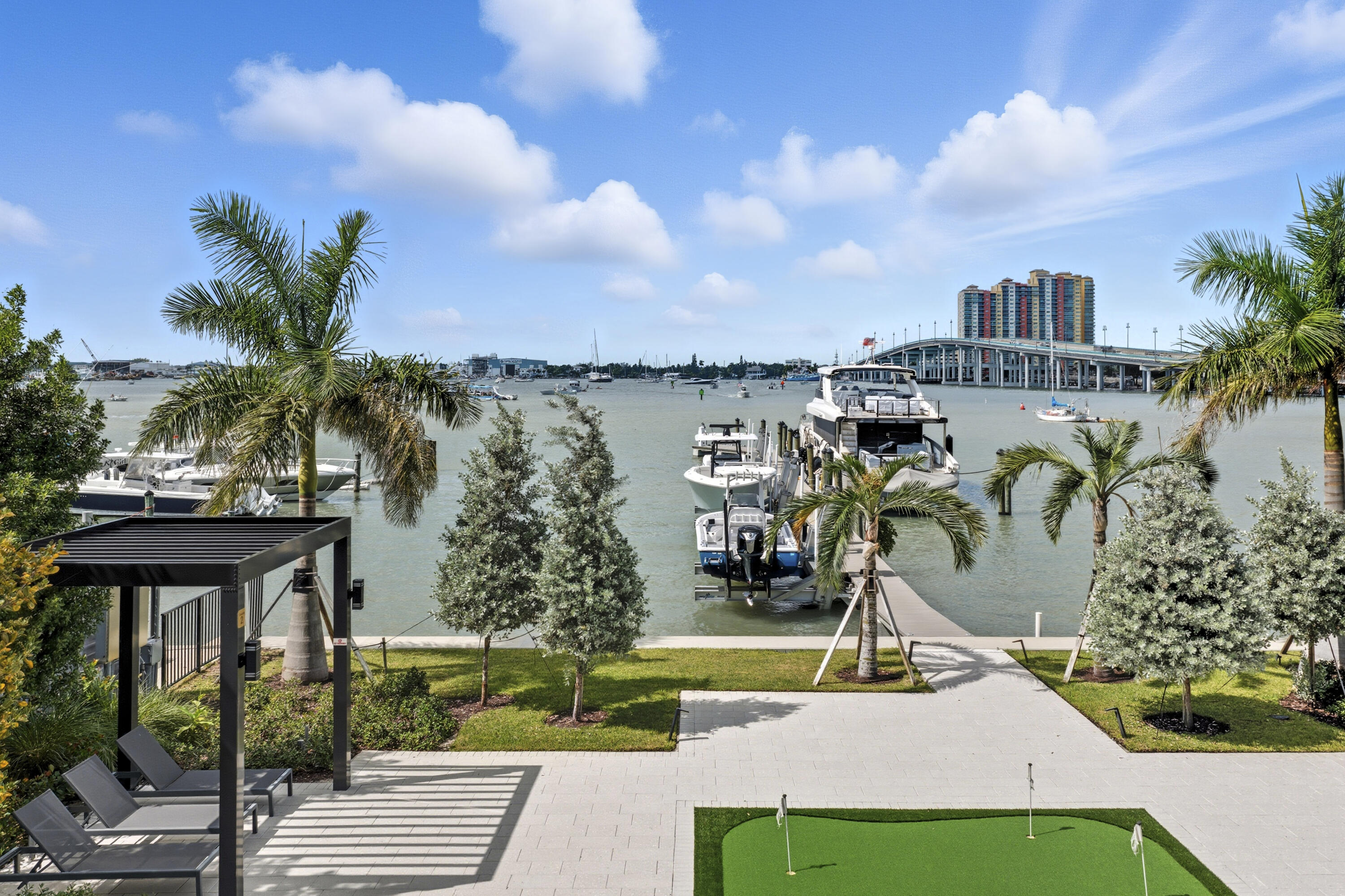 PALM BEACH SHORES - Residential