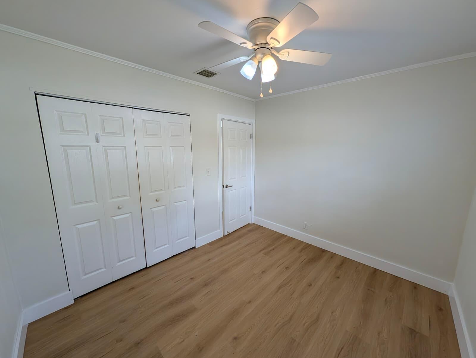 COLLIER ESTATES 3RD - Residential Lease