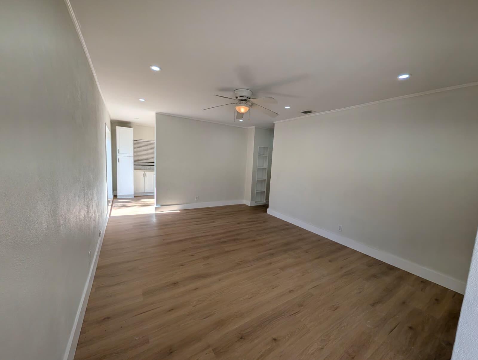 COLLIER ESTATES 3RD - Residential Lease