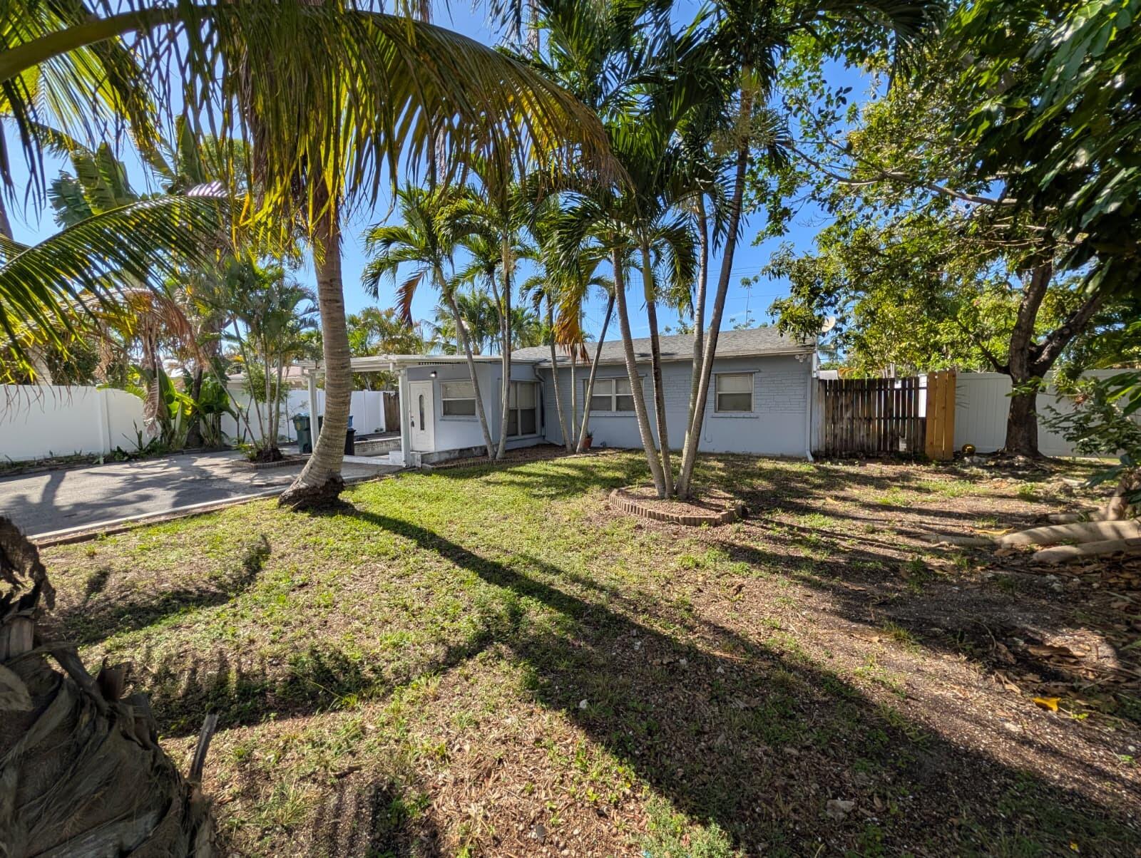 COLLIER ESTATES 3RD - Residential Lease