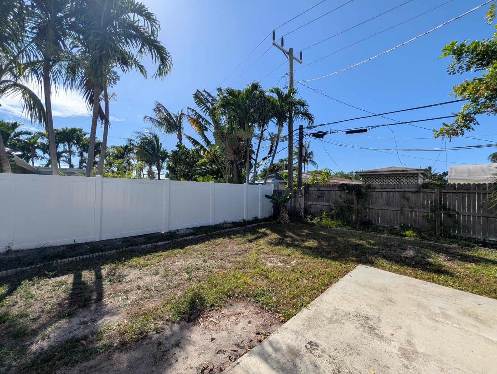 COLLIER ESTATES 3RD - Residential Lease