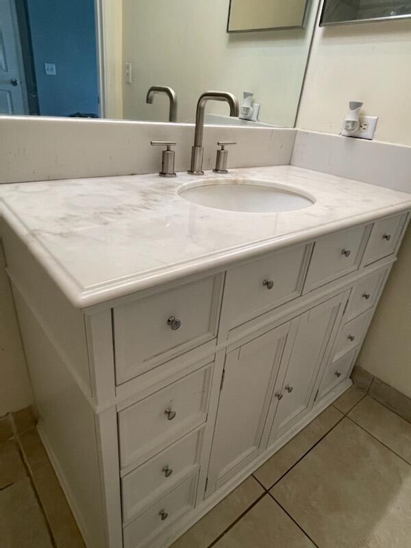 EVERGREEN LAKES CONDO - Residential
