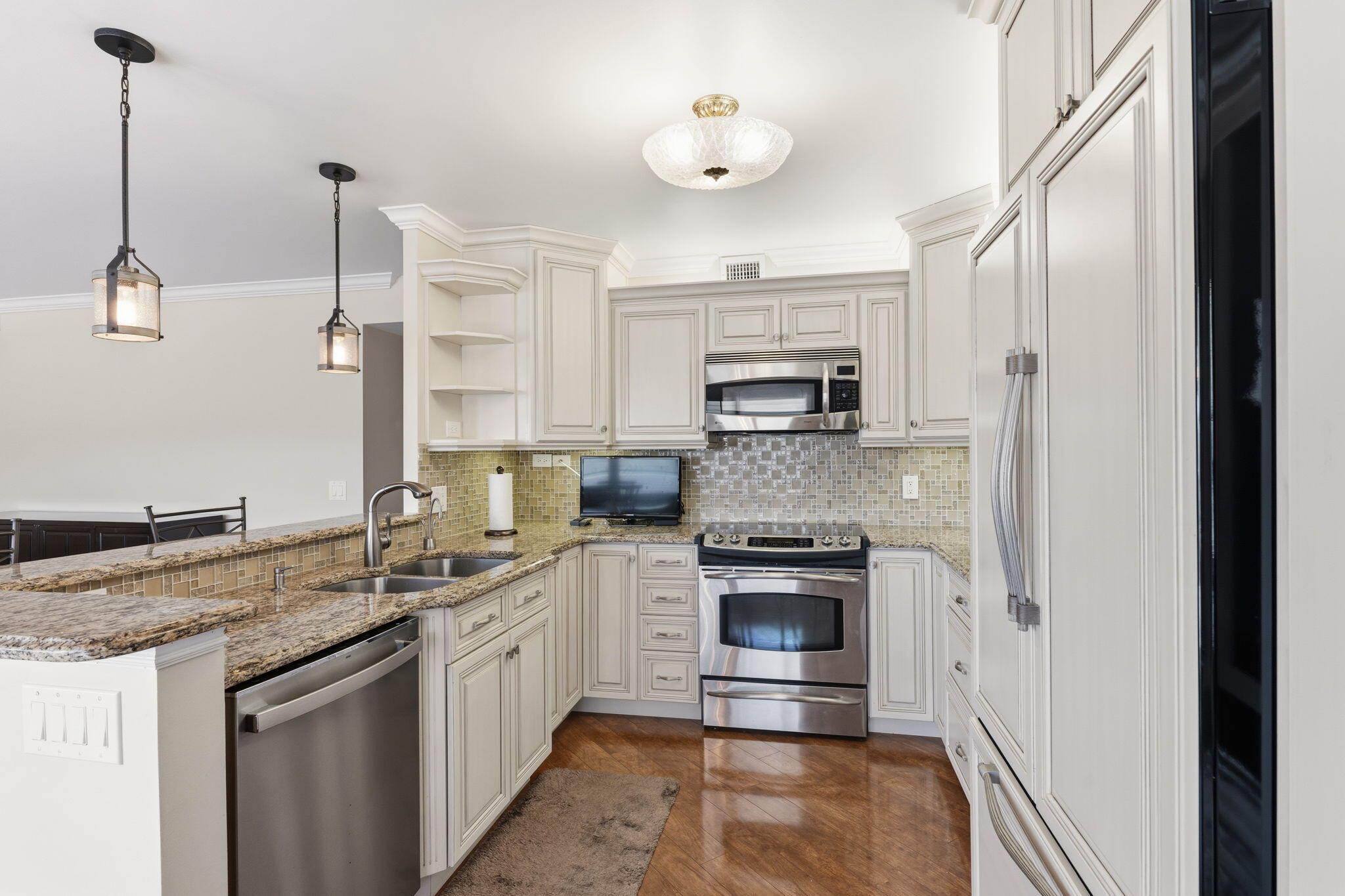 AINSLIE AT CENTURY VILLAGE CONDO - Residential