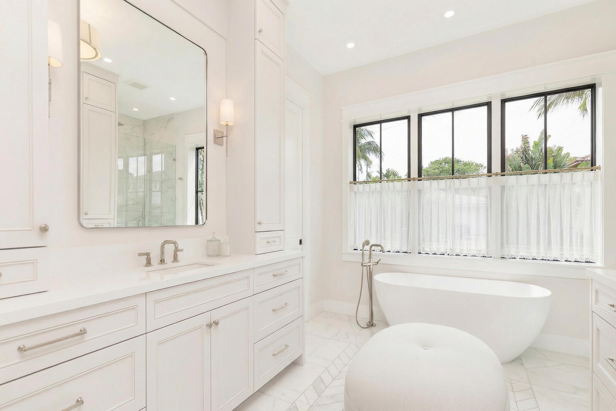 EL CID COURT - Residential