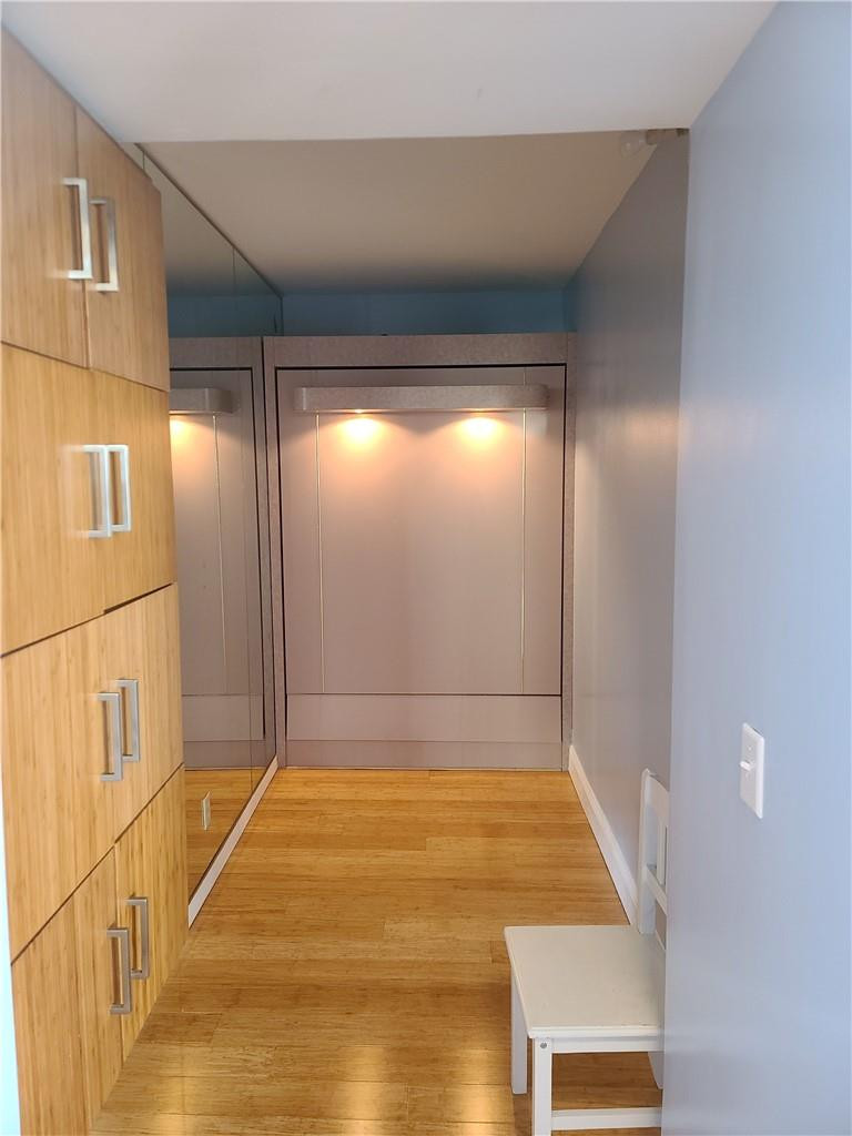 HILLSBORO LIGHT TOWERS - Residential