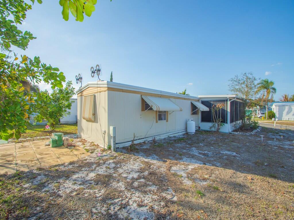 Tropical Acres - Residential