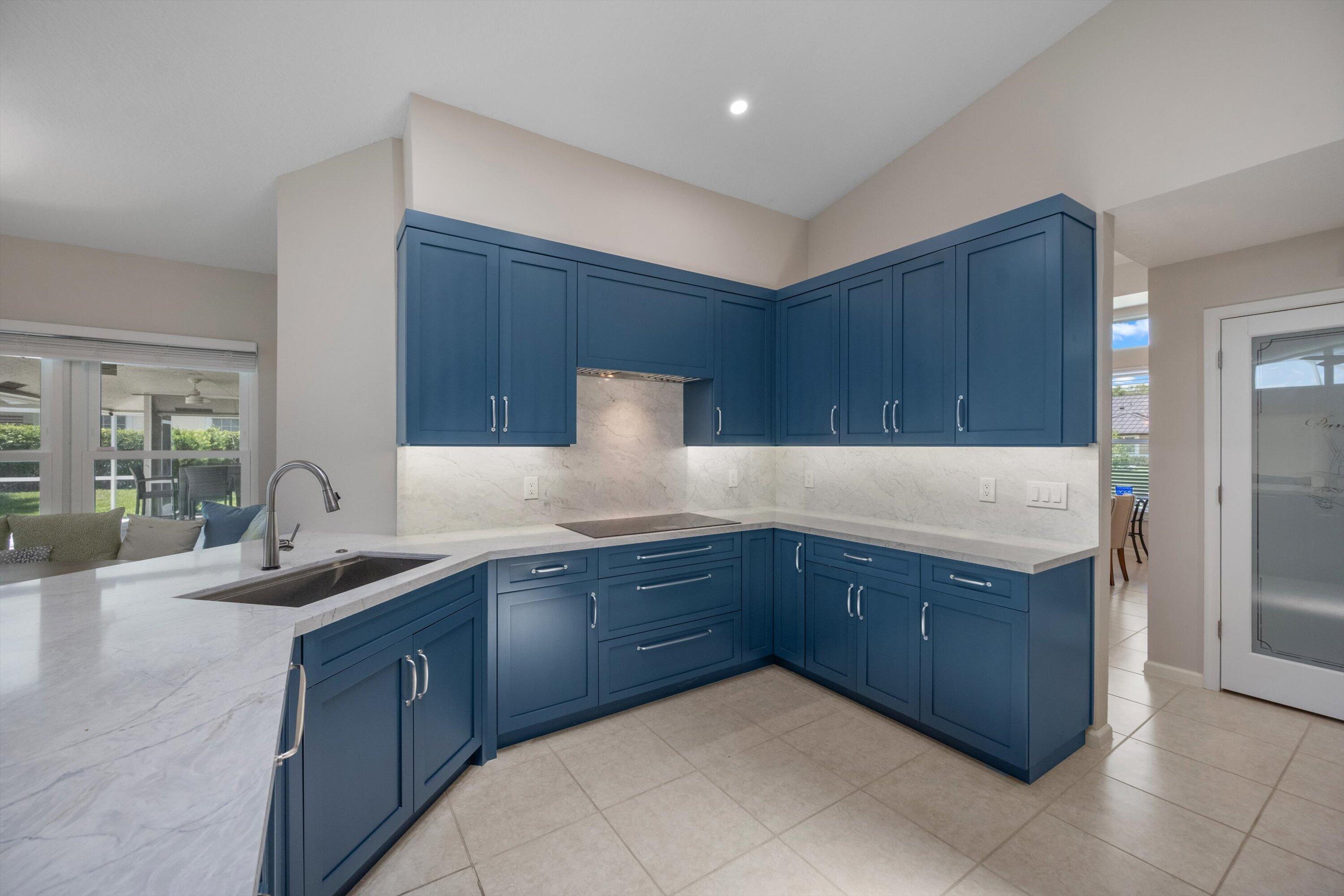 MEADOW WOOD OF THE LANDINGS AT WELLINGTON - Residential
