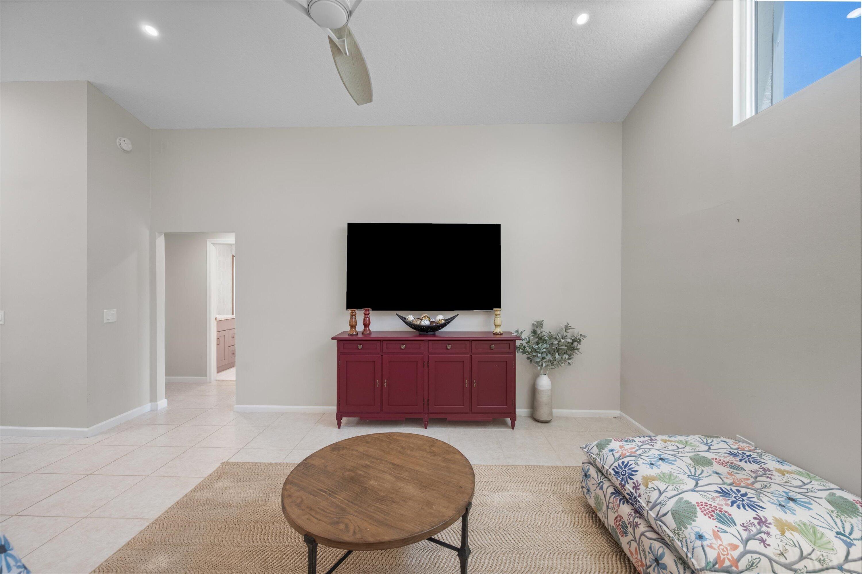 MEADOW WOOD OF THE LANDINGS AT WELLINGTON - Residential