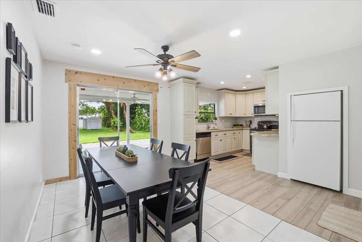 COUNTRY CLUB VILLAGE SEC A - Residential
