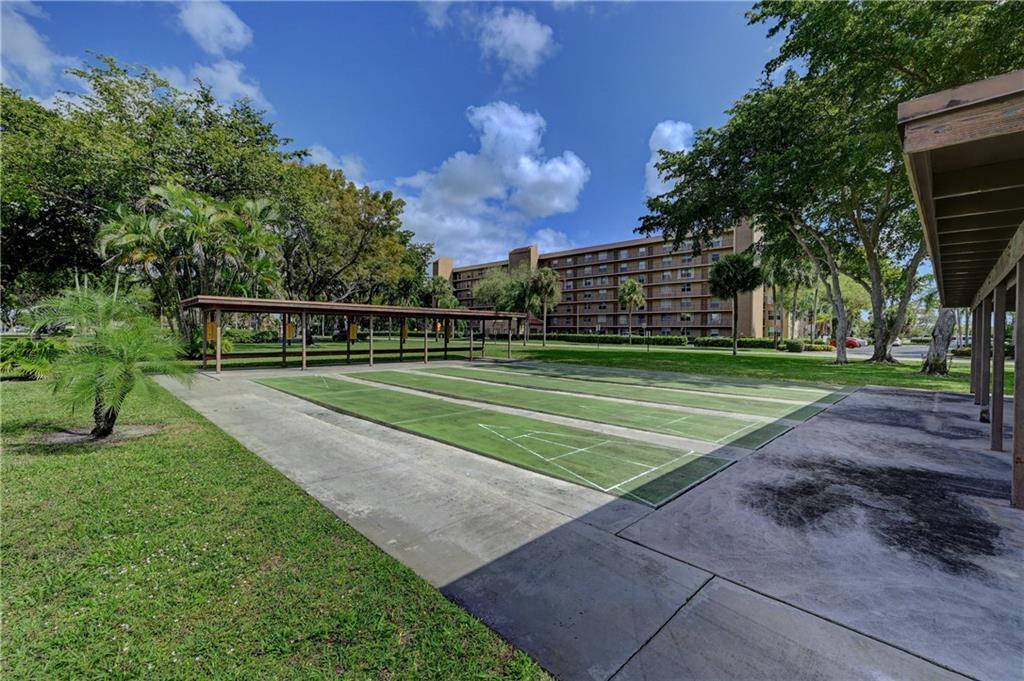 WATERS EDGE TOWER CONDO - Residential