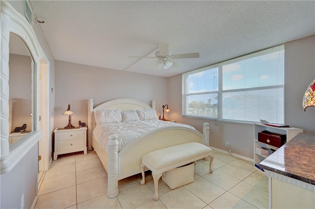 WATERS EDGE TOWER CONDO - Residential