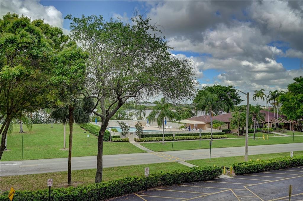 WATERS EDGE TOWER CONDO - Residential
