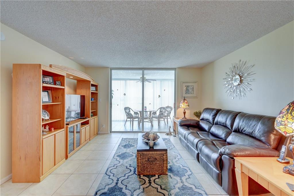 WATERS EDGE TOWER CONDO - Residential