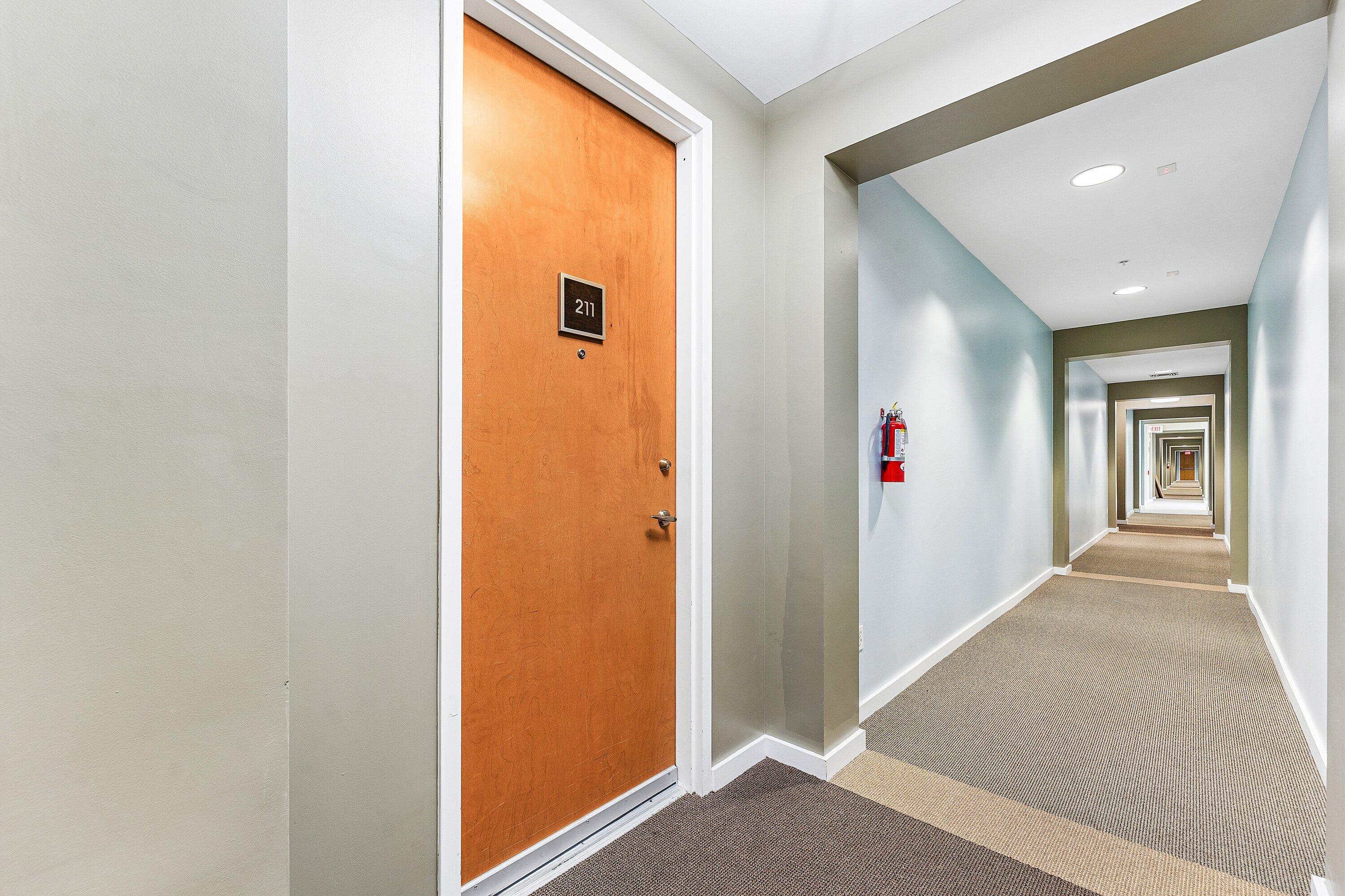MERIDIAN DELRAY CONDO - Residential Lease