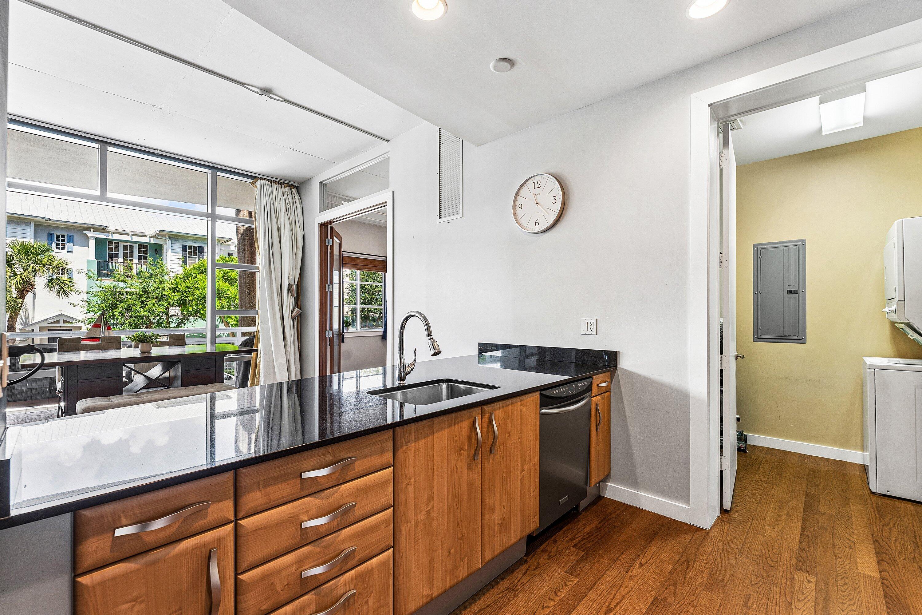 MERIDIAN DELRAY CONDO - Residential Lease