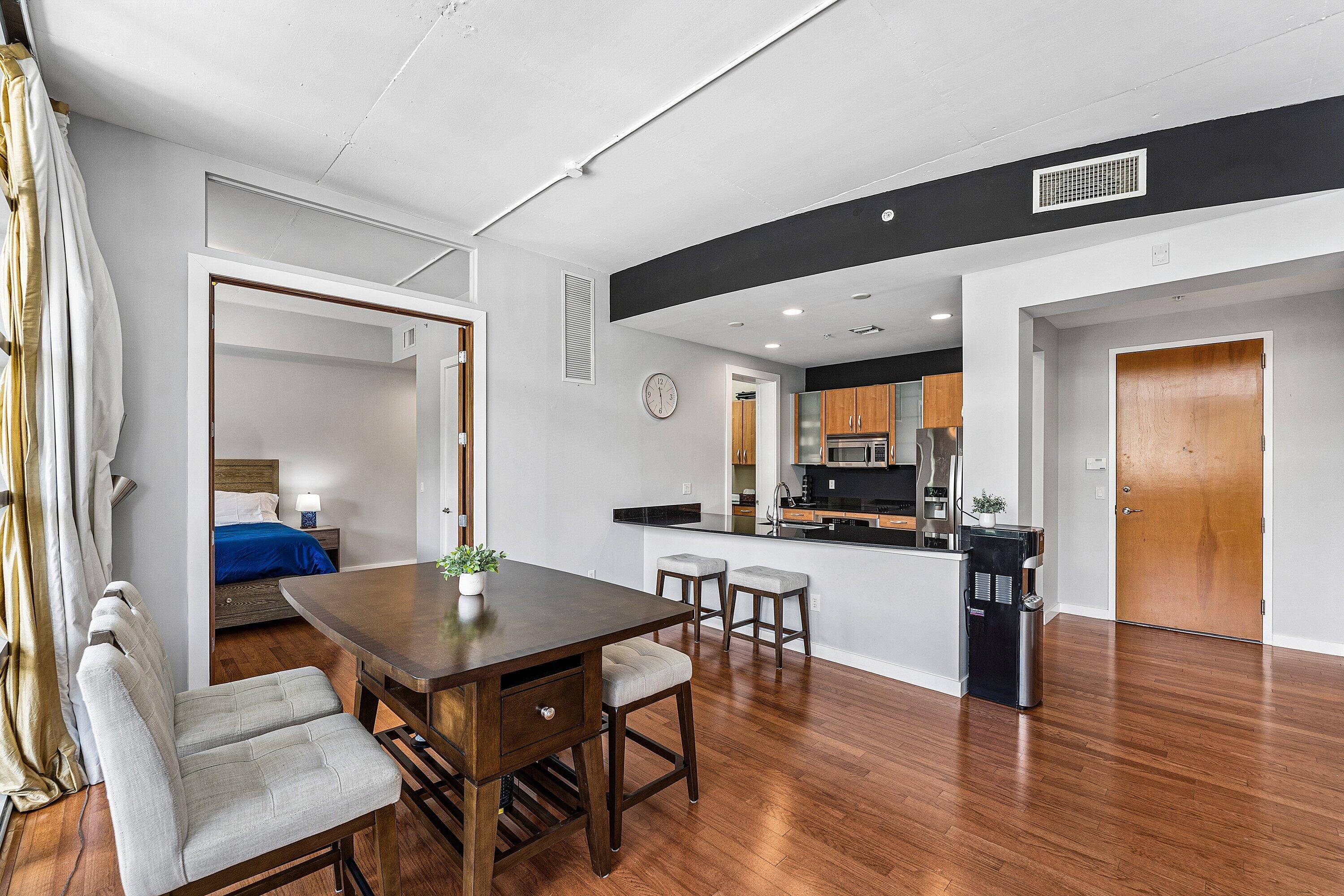 MERIDIAN DELRAY CONDO - Residential Lease