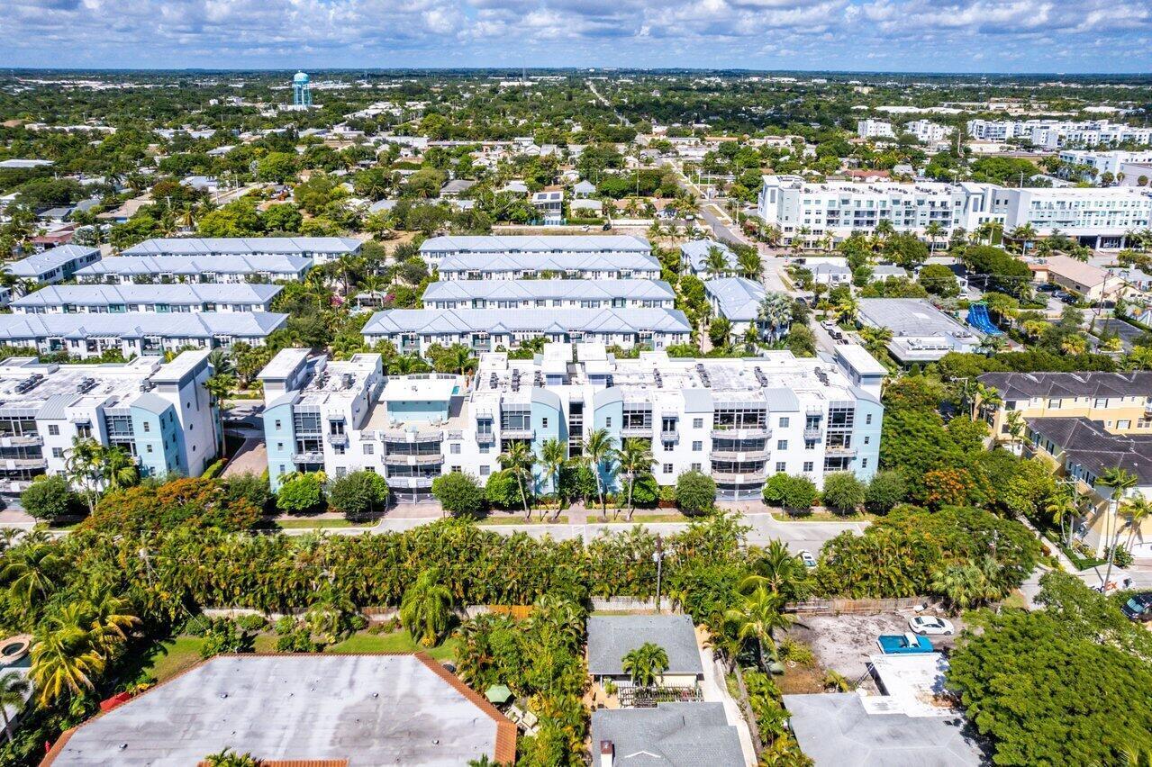 MERIDIAN DELRAY CONDO - Residential Lease