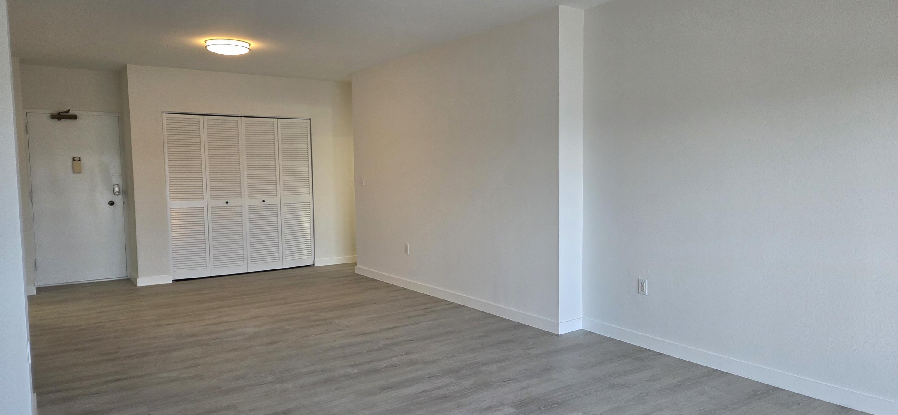 HEMISPHERES CONDO - Residential Lease
