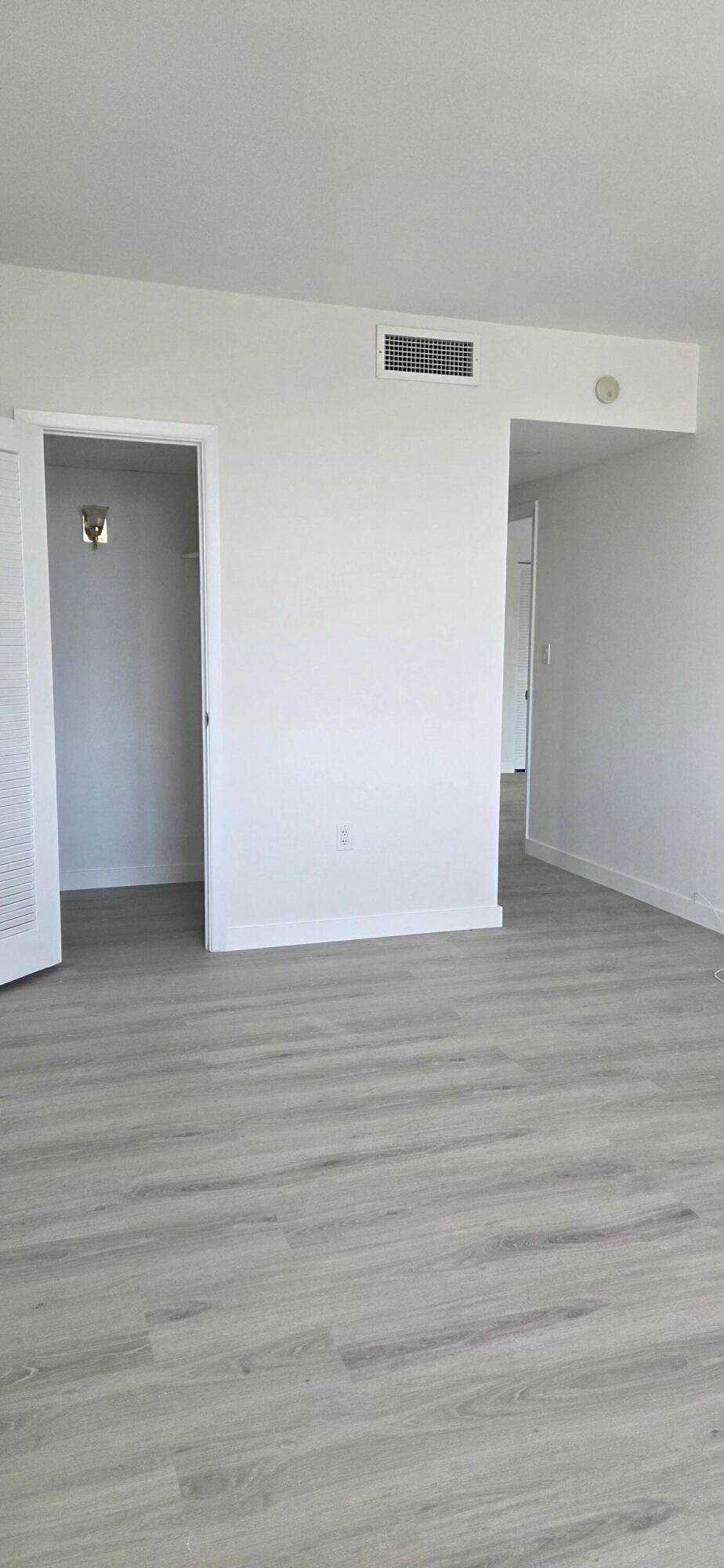 HEMISPHERES CONDO - Residential Lease