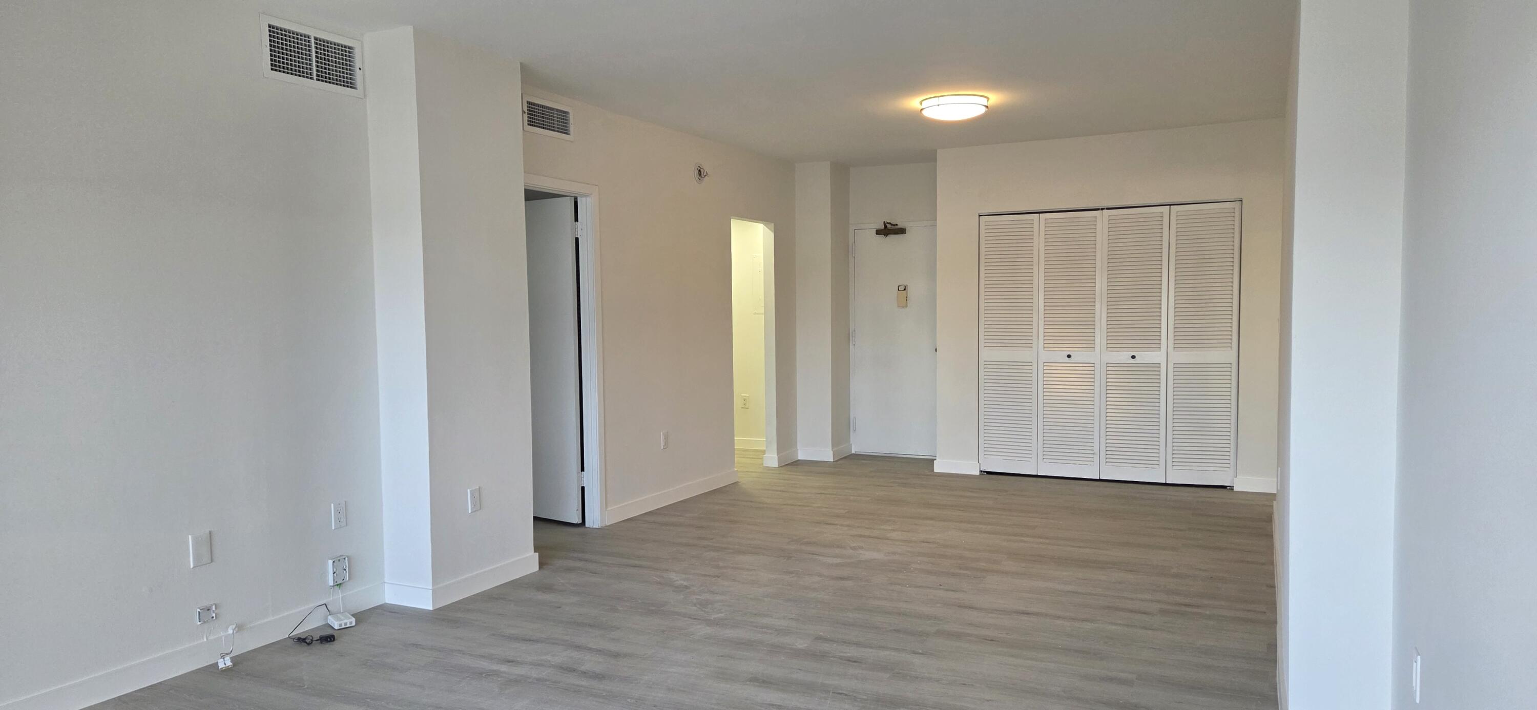 HEMISPHERES CONDO - Residential Lease