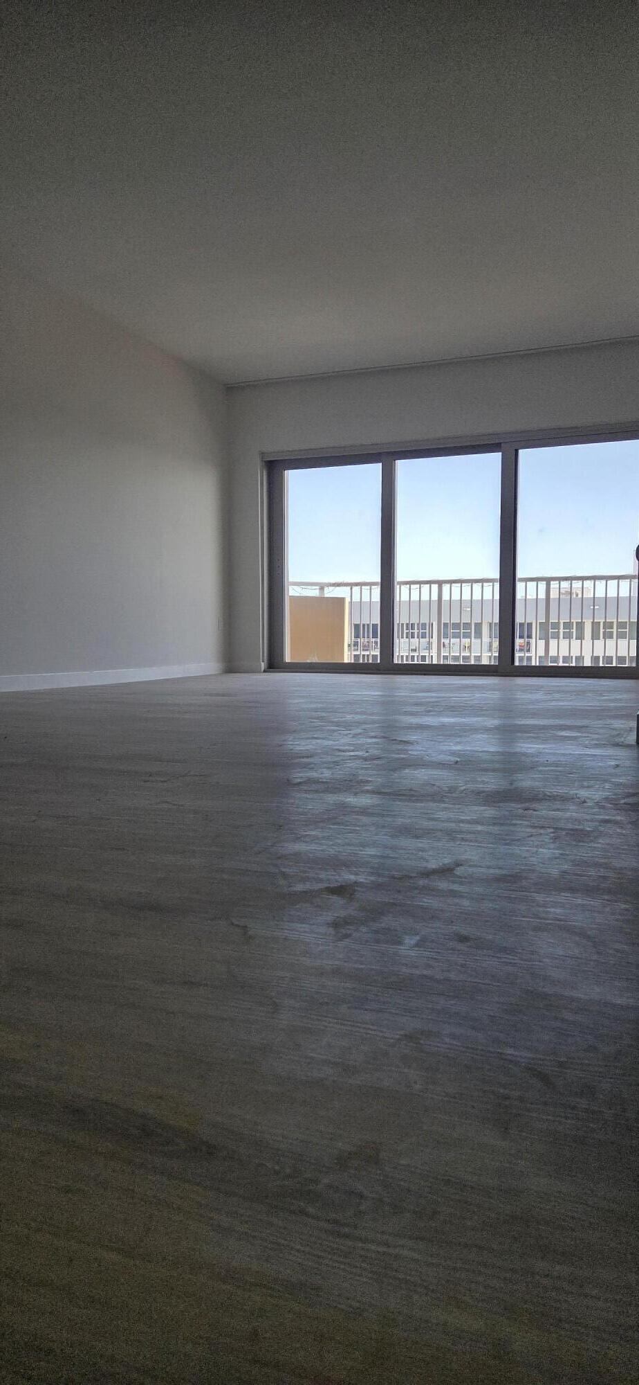 HEMISPHERES CONDO - Residential Lease