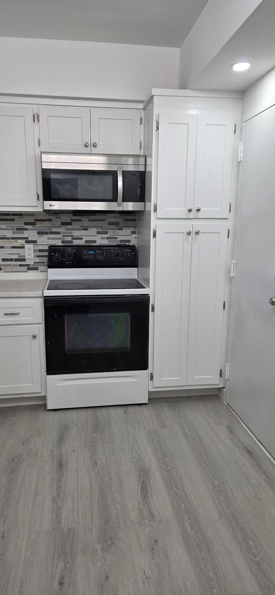 HEMISPHERES CONDO - Residential Lease
