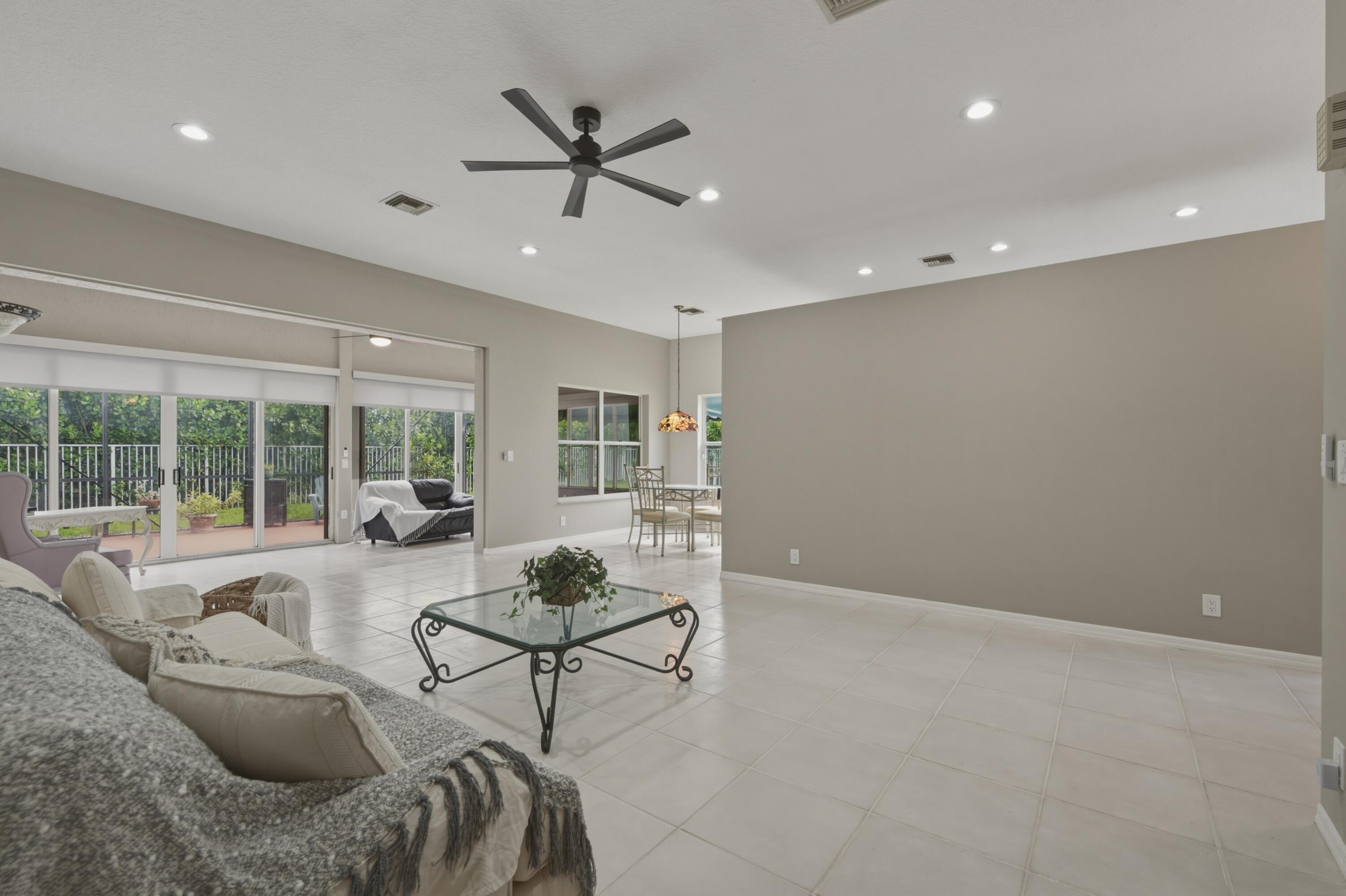 MISSION BAY TR H PH 2 - Residential