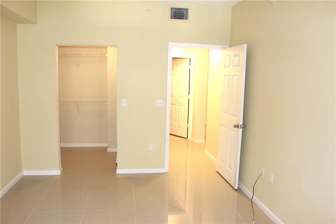 SOLE AT FORT LAUDERDALE CONDO - Residential Lease