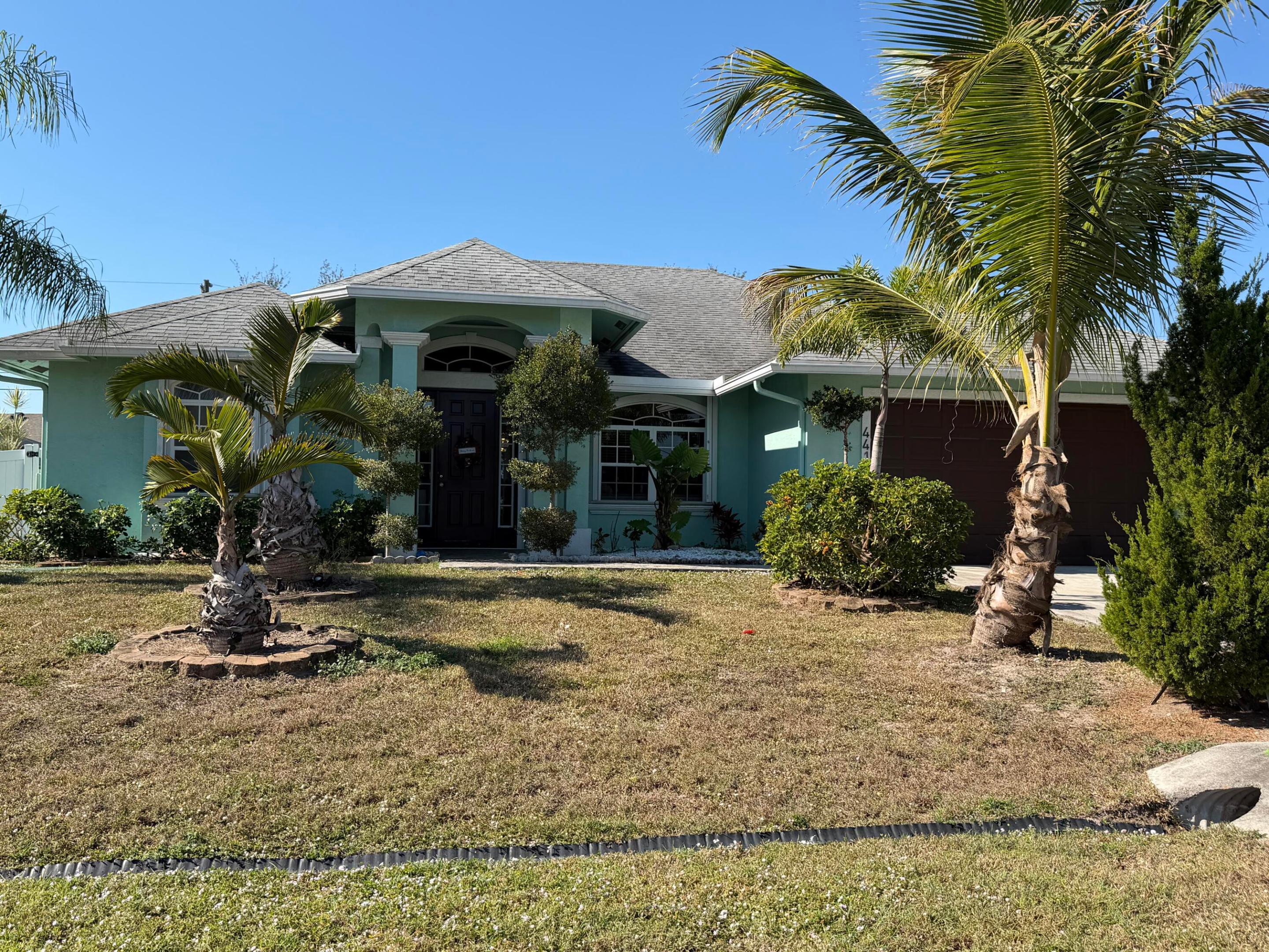 Spacious 4 BR 2 BR property plus a Den with closet (5 BR). Open kitchen with bar, tiled throughout. Large Master suite with walk-in closets, dual sinks, jacuzzi tub and a walk in shower. Interior laundry with washer dryer and storage. Screened covered patio with a fenced yard perfect for private outdoor activities.