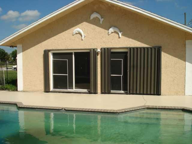 HUNTERS MANOR - Residential Lease