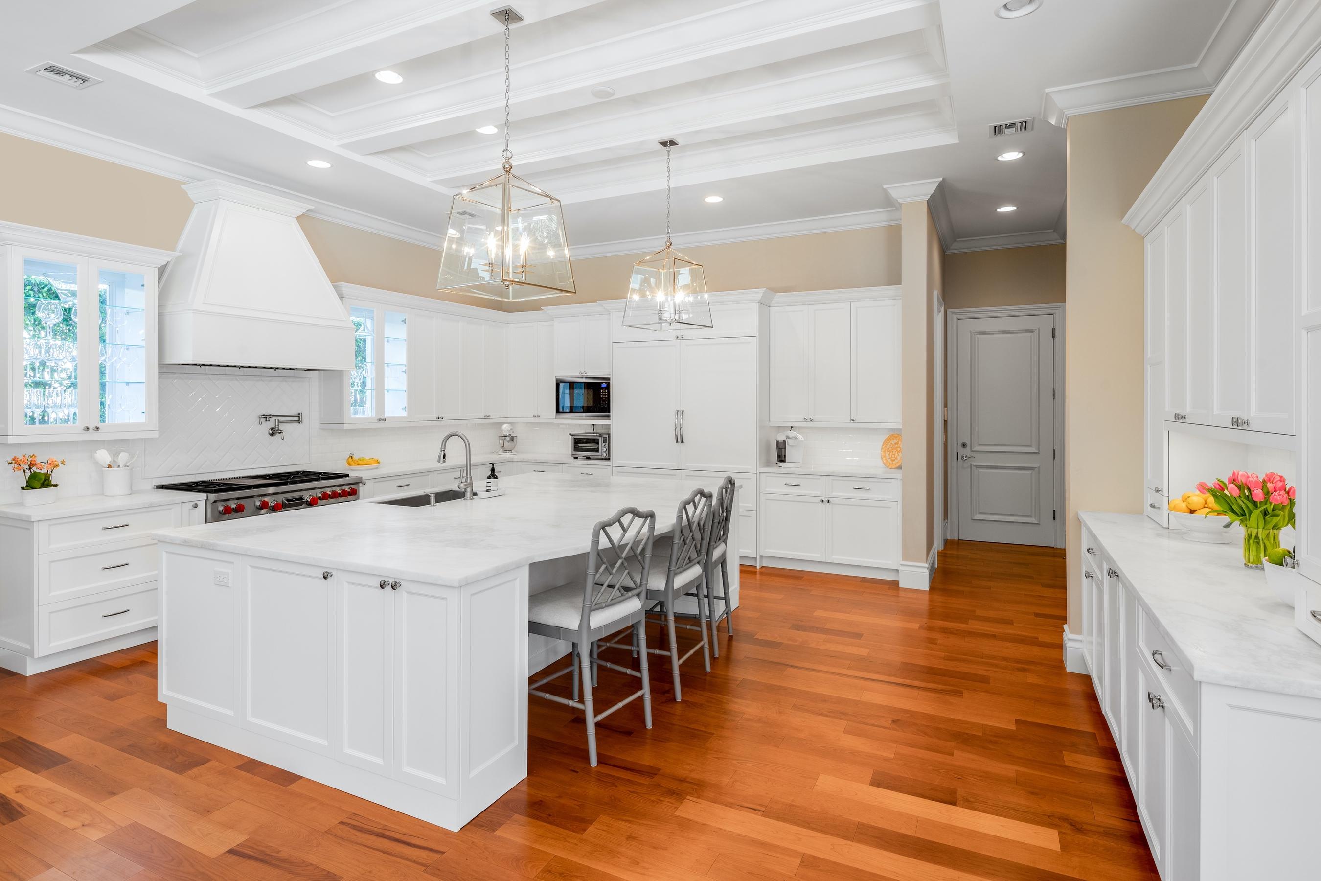ROYAL PALM YACHT & COUNTRY CLUB - Residential